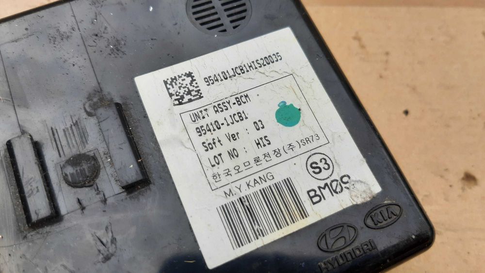 moduł komfortu BCM Hyundai i20 08-14r 1.4 benz 95410-1JCB1