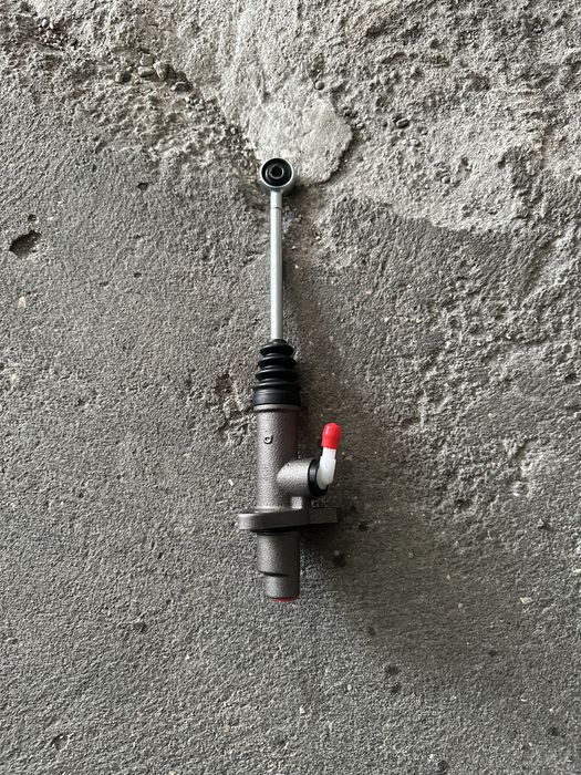 Bomba de embreagem Fiat 1.9 JTD  nova