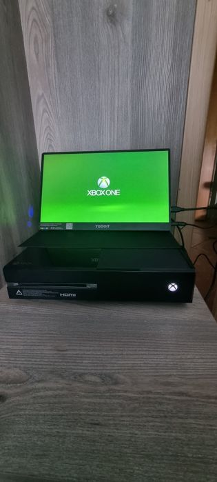 Xbox One Fat 1TB Po naprawie Uszkodzone gniazdo HDMI Na części lub do naprawy
