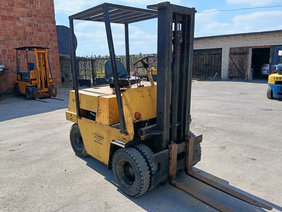 wózek widłowy GPW 2007 Perkins