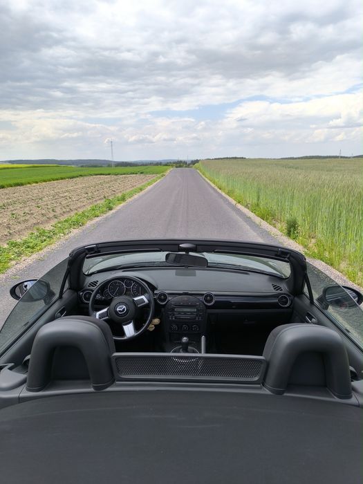 Sprzedam Mazde MX-5