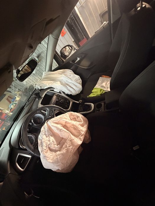 Astra j 1.6 cdti wszystkie części