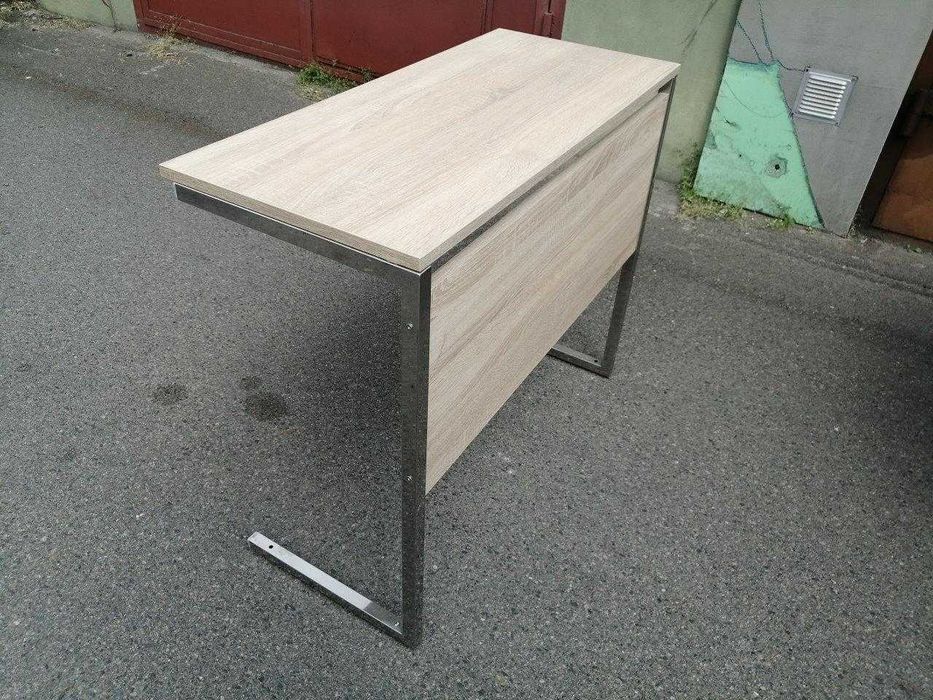 Продам компьютерный стол.