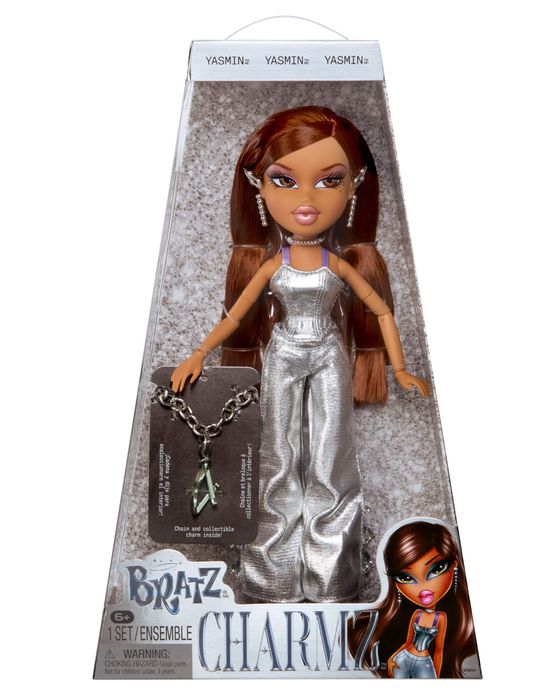 Лялька Bratz Charmz Yasmin Братц Шармз Ясмін із браслетом Хром