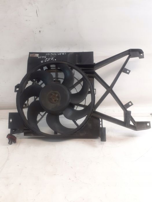 Wentylator Chłodnicy  Opel Vectra B 2.0 Dti 0130303849 52475659 Bosch