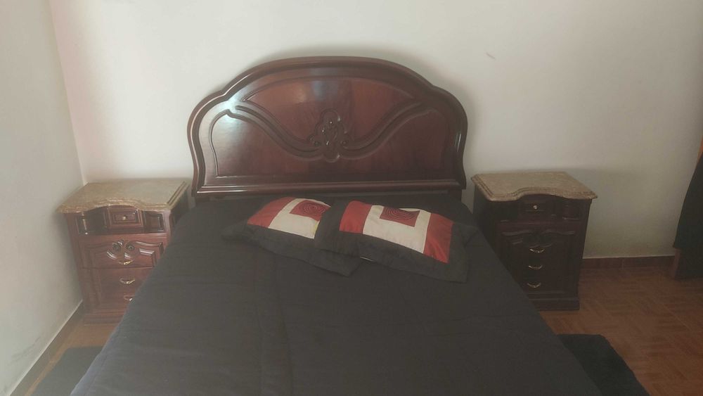 Quarto de casal completo como novo