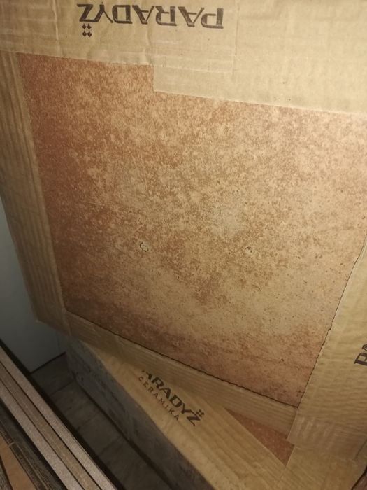 Płytki podłogowe 30x30, kafelki, Paradyz.