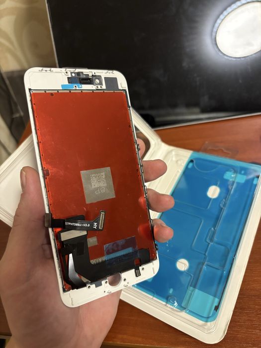Дисплейний модуль Iphone 8 plus новий