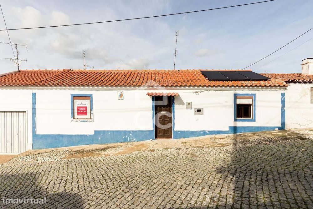 Moradia Térrea T3+1 com Quintal em Terena