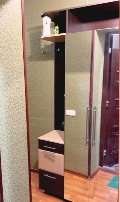 Здам погодинно,  подобово 1к. квартиру  просп. Героїв Харкова 202/2