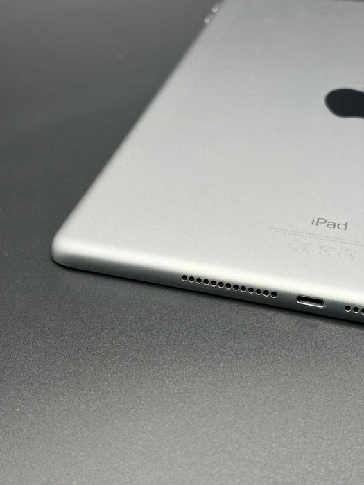 iPad de 6.ª Geração com 32GB em estado imaculado