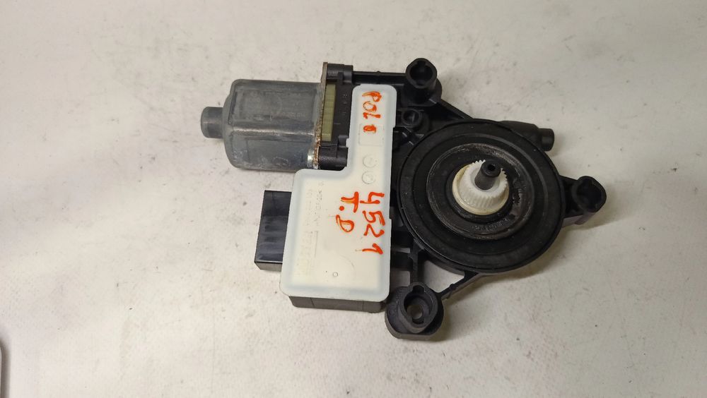 Motor vidro trás direito VOLKSWAGEN Polo (AW1)