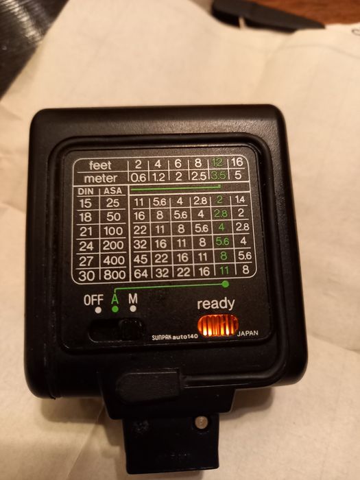 Lampa błyskowa Sunpack auto 140 japan