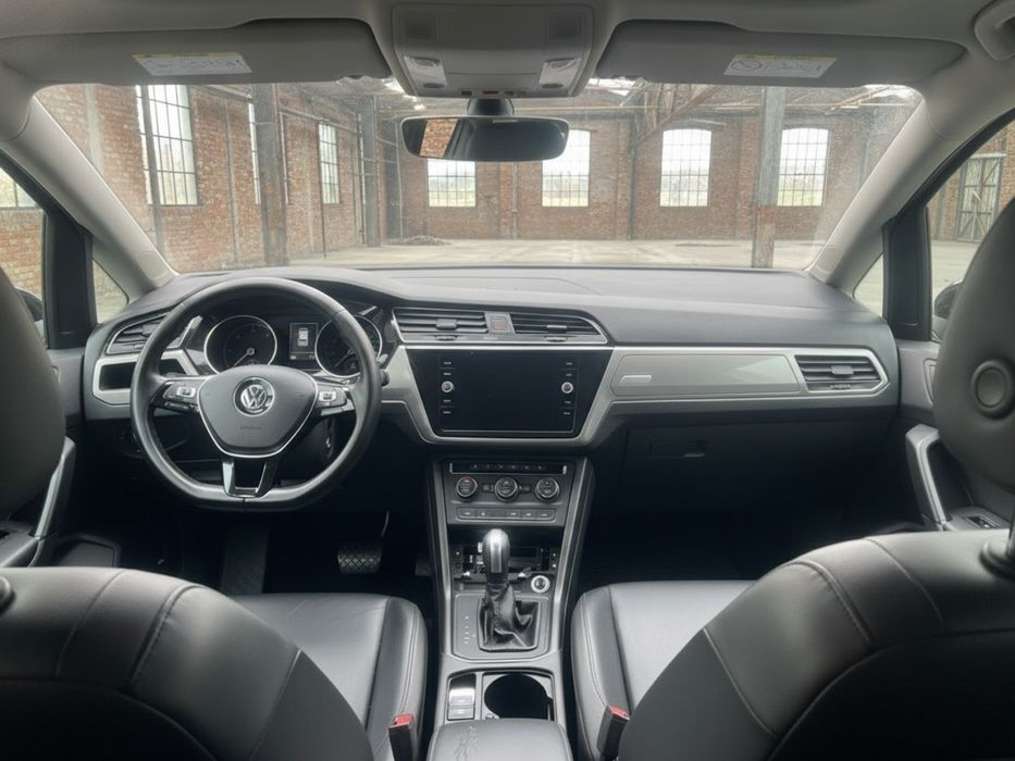 VW Touran 2.0Tdi *caixa DSG* 7 Lugares