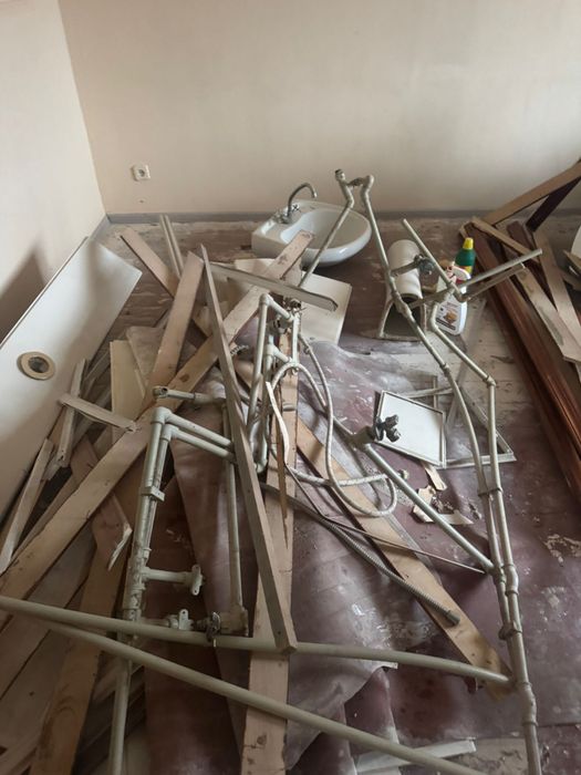<Вивезення старих меблів та будівельного сміття Чубинське,Гора,Щассливе