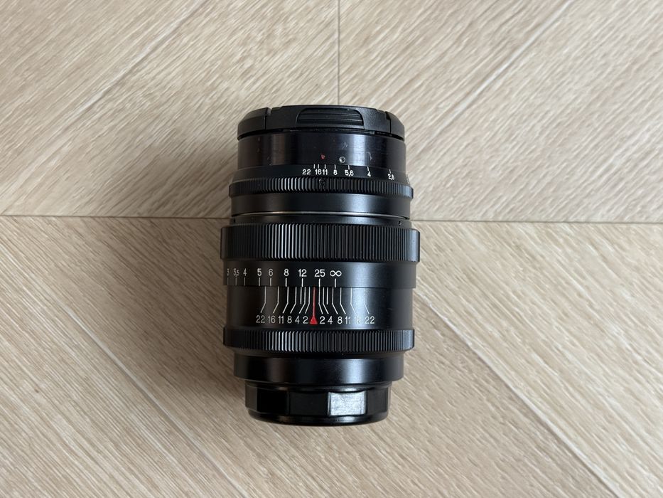 Obiektyw Jupiter-9 85mm f/2.0 M39, sample