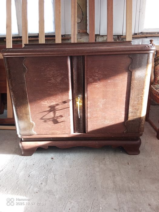 Sprzedam starą komoda