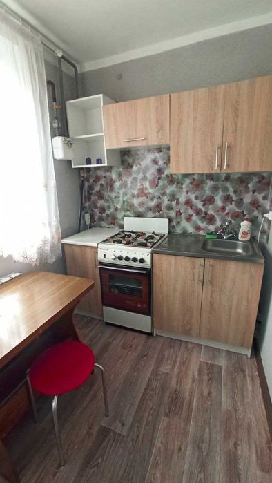 Продам 1-кімнатну квартиру в Дергачах в найкращому районі. (Ізраїль)