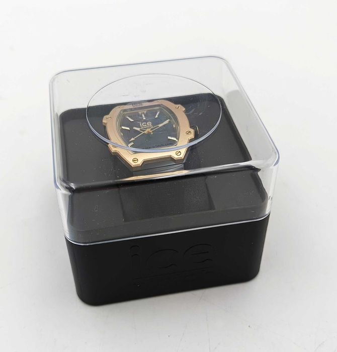 Złoty zegarek Ice-Watch – nowy, elegancki, idealny na prezent