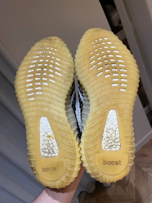 adidas Yeezy boost 350 v2 zebra 40 2/3 beluga onyx black white bone c