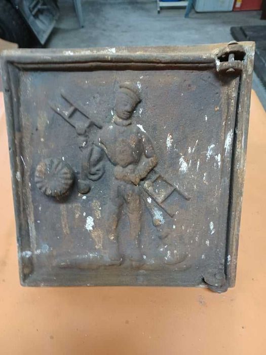 Drzwiczki wycierowe, kominowe