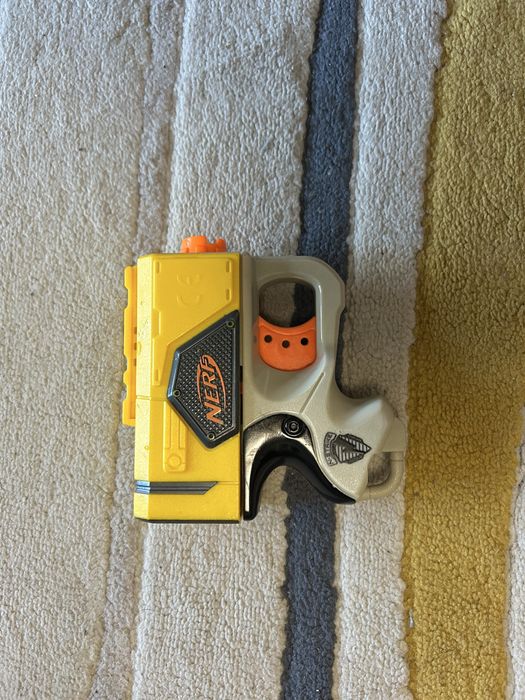 Pistolas da NERF.