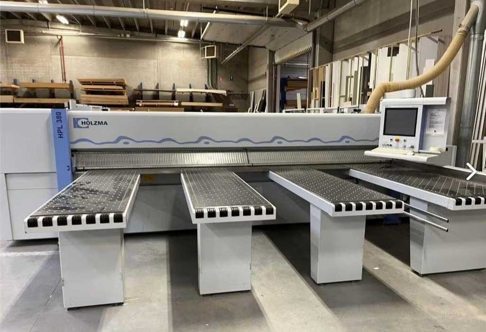 Seccionadora Holzma HPL 380