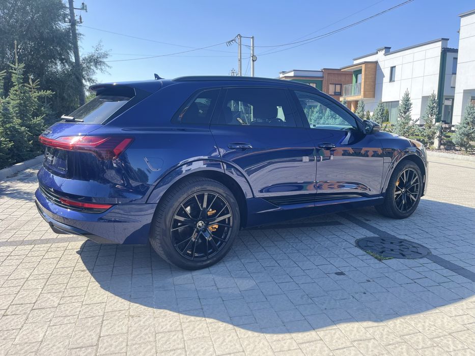 Audi E-tron 2022