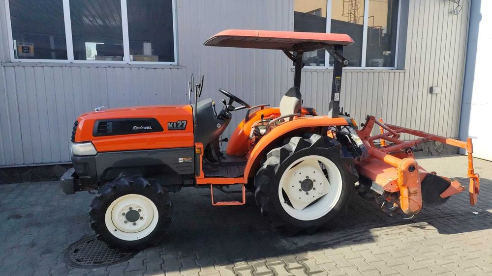Japoński traktorek Kubota KL 27 2003r 427h 27 KM z glebogryzarką 160 cm Rewers Wspomaganie
