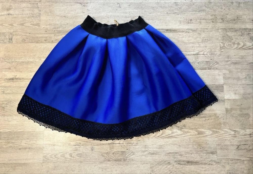 Granatowa spodniczka