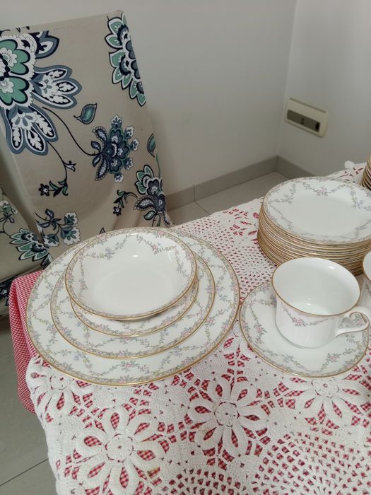 Louça  vintage em ótimo estado