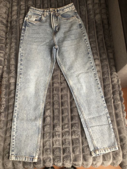 Продам жіночі джинси