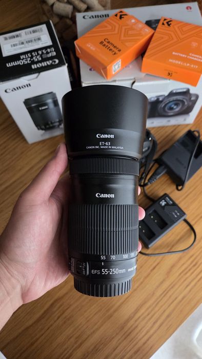 Canon 800D + Lente 55-250mm