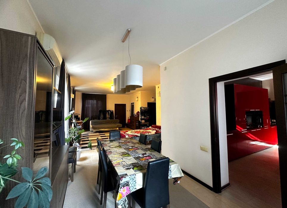 Ваш идеальный дом уже ждёт Вас ! Центральная часть Мельниц .