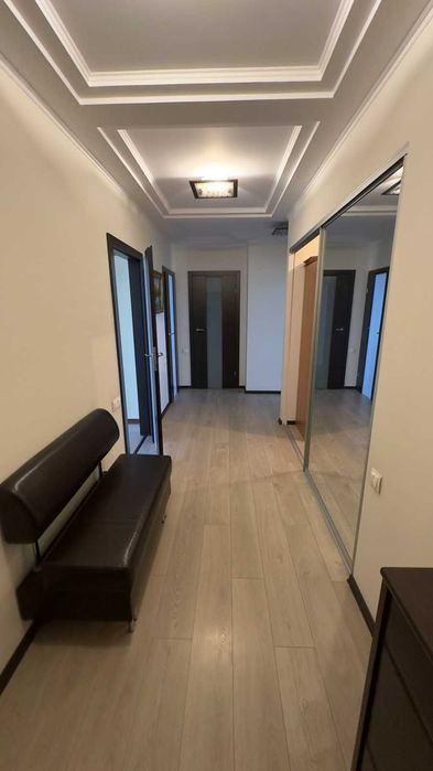 2 комн. квартира 94 м. Дом Усадьба Разумовского