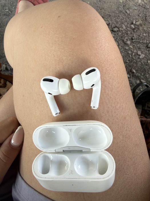 Продам Airpods pro