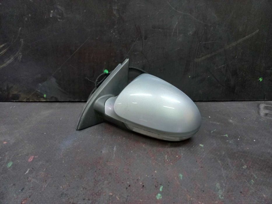 Зеркало заднього виду ліве Пасат Б6