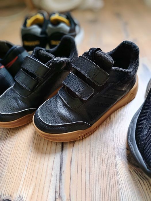 Buty dla chłopca 40zl/para