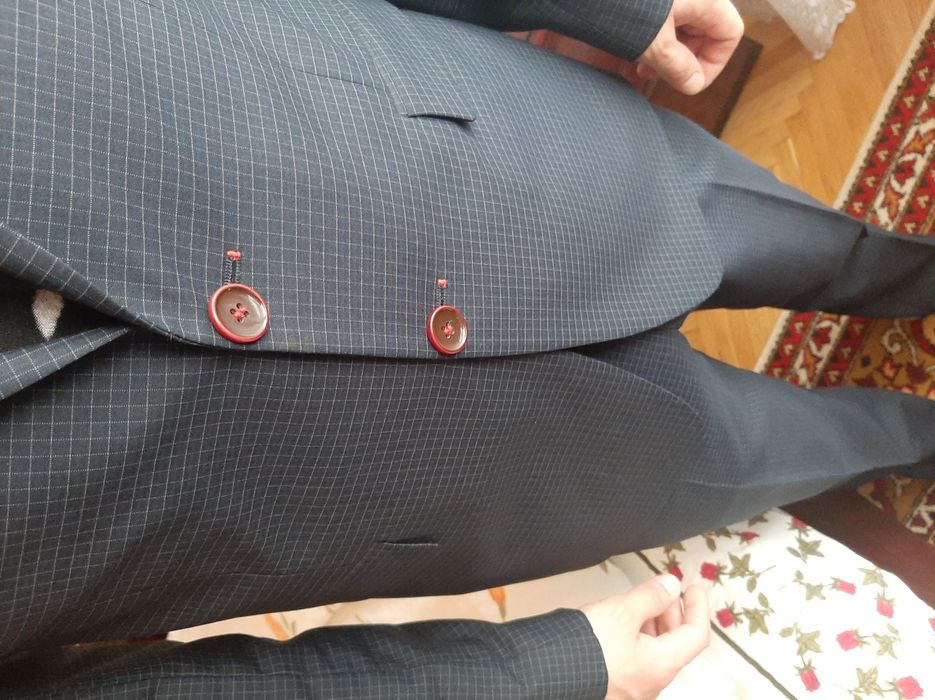 Костюм чоловічий