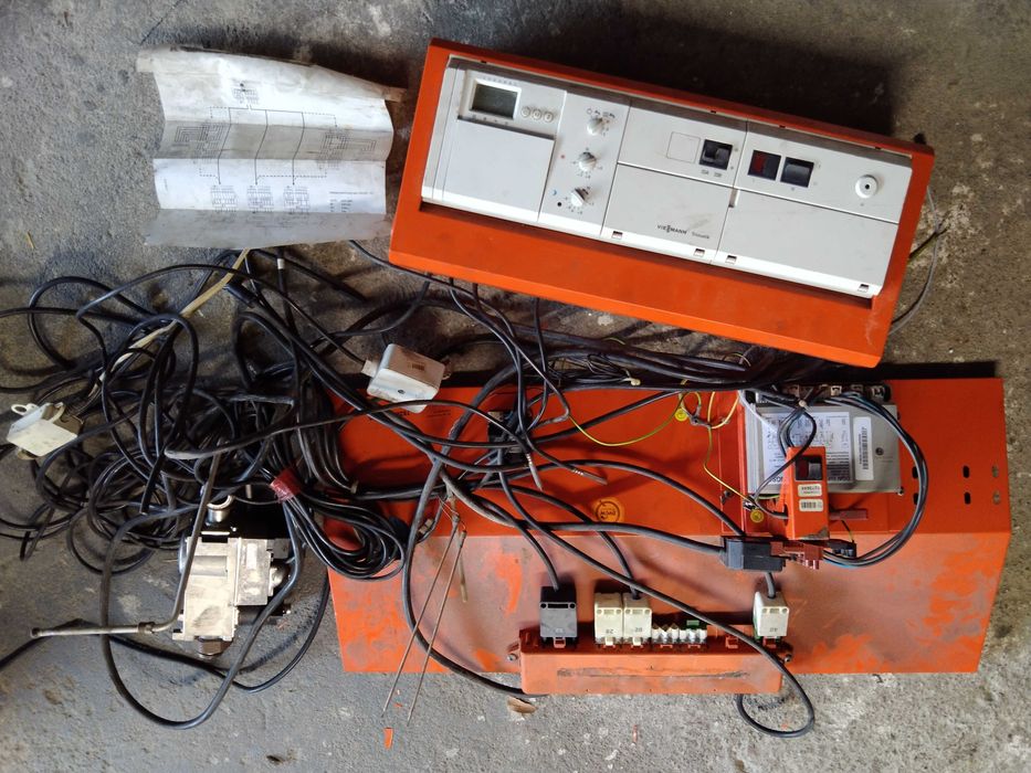 Sterownik Viessmann Trimatik automat palnikowy Dungs