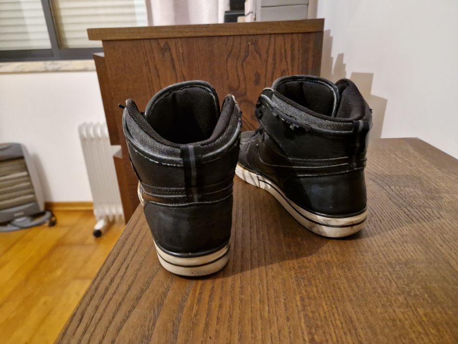 Ténis / Sapatilhas Nike - Tamanho 42