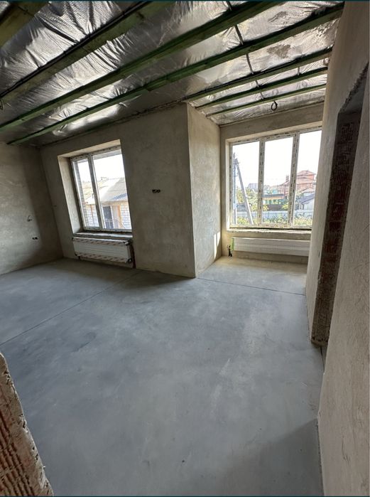 Продаю двоповерховий будинок на 178м2 в с Гатне!! Газ,