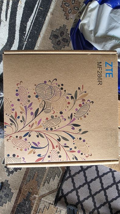 Router ZTE MF286R