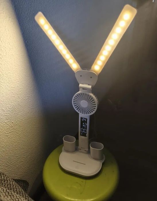 Настольная  светодиодная лампа сенсорная с вентилятором и часами