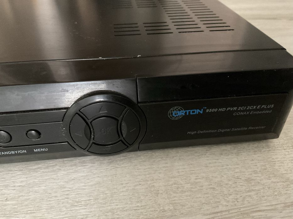 Спутниковий ресивер ORNTON