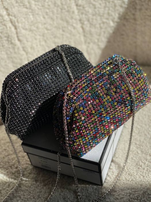 Вечірня сумочка в коробці