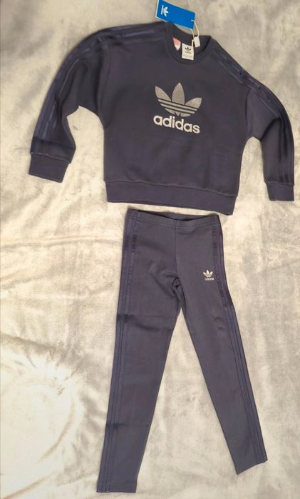 Dres dziecięcy Adidas