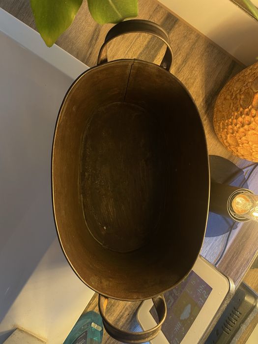 Rustykalny pojemnik metalowy / doniczka / koszyk na drobiazgi