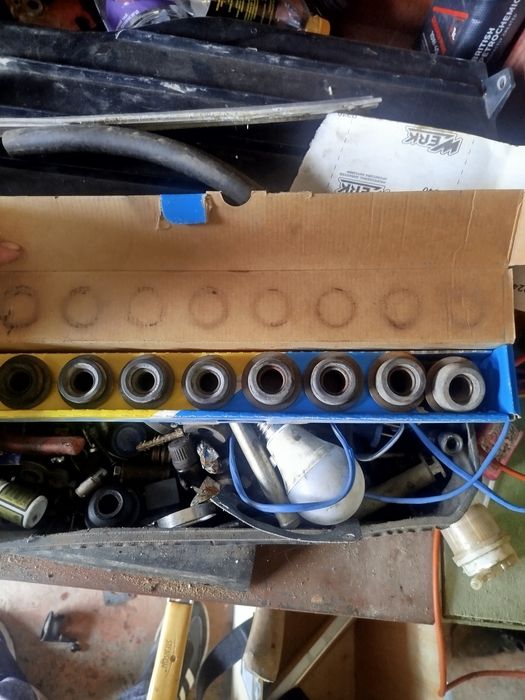 Ваз запчастини бу