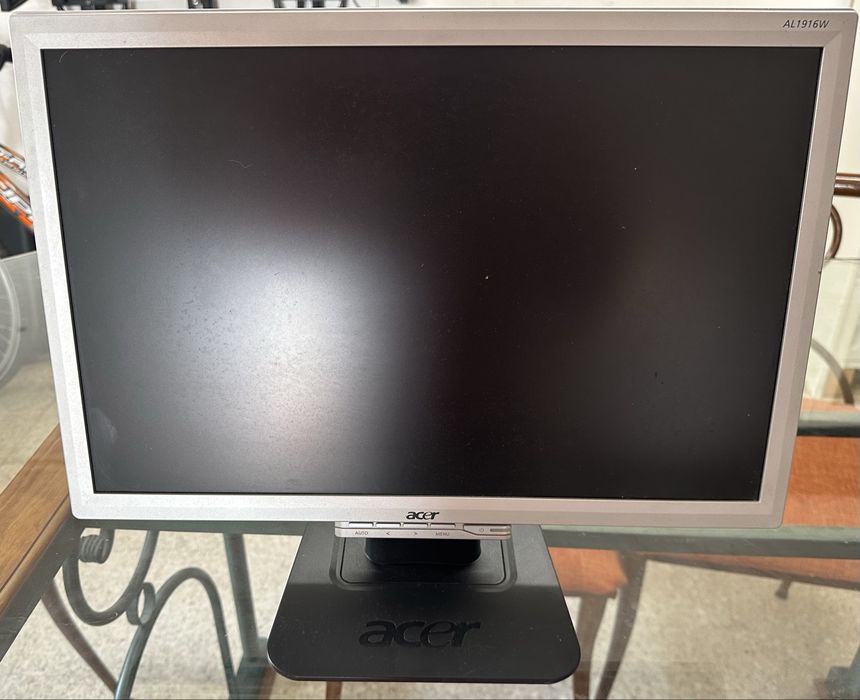 computador Lenovo + monitor LCD